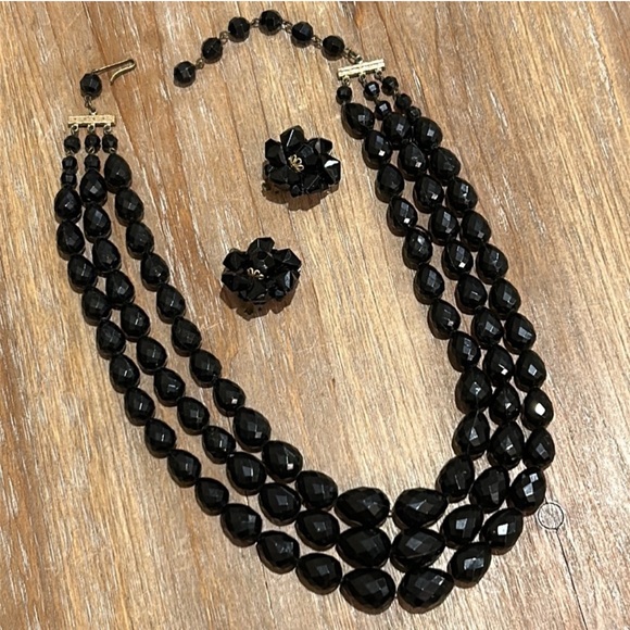 Vintage Germany Black 3 Strand Beaded Necklace. Choker & Matching Earrings set - Picture 15 of 16
